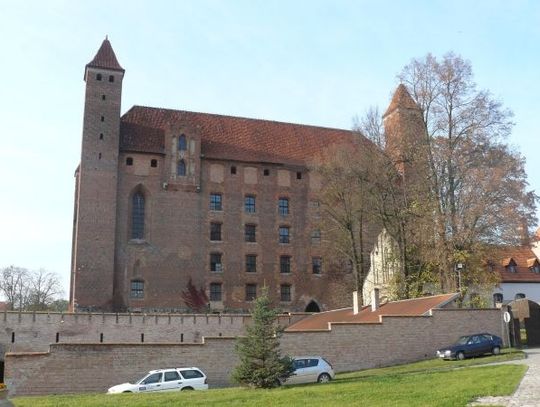 Fabryka guzików w zamku?