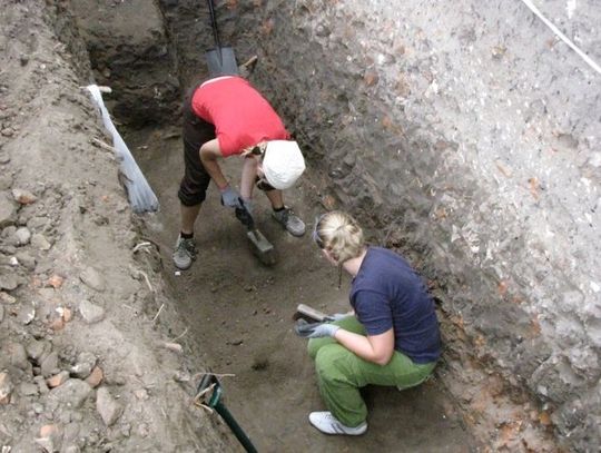 Fabryka Sztuk zaprasza młodzież na obóz archeologiczny