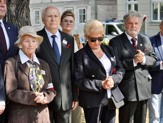 FELIETON: Ofiara życia polskich policjantów