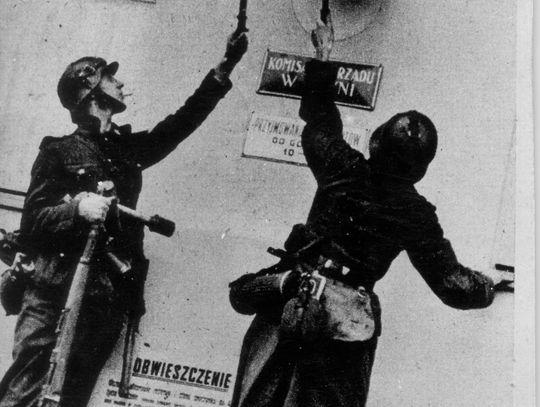 FELIETON: „Świątynia czynu polskiego”