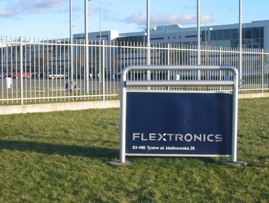 Firma przeprosiła za styl redukcji, ale zwalnia. Żyją w niepewności. W najbliższym czasie 200 osób straci pracę we Flextronics