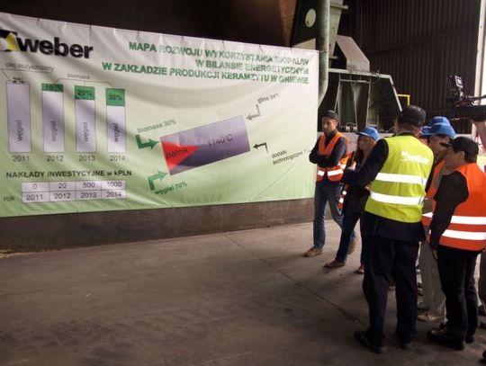 Firma Weber: sprawdza się... słoma. Kłopot z trocinami, ekolodzy wiedzą swoje 