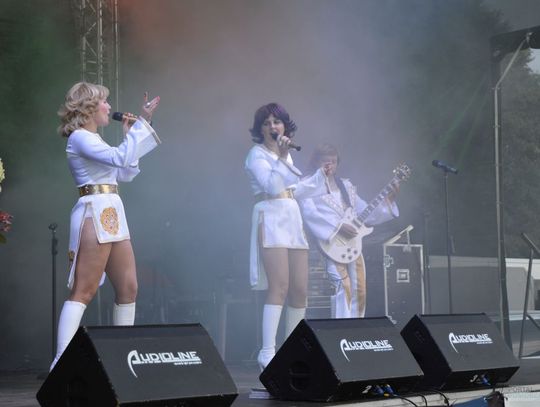 [FOTO] Dożynki w Pszczółkach - Święto Miodu Pszczółkowskiego