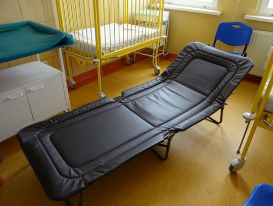 FOTO: Nowe łóżka dla rodziców oraz remont łazienki w Oddziale Pediatrycznym 