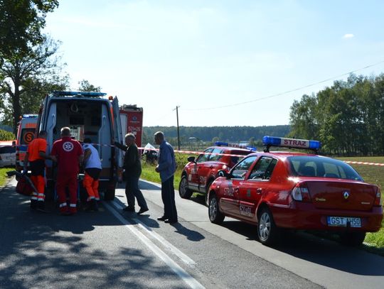 FOTO: Śmierć na miejscu, jedna osoba ranna - poważny wypadek i utrudnienia w ruchu