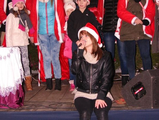 FOTO: Wigilia Miejska oraz jarmark w Skarszewach  