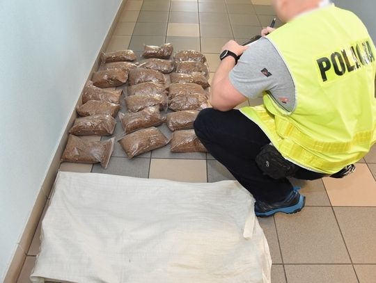 Funkcjonariusze zabezpieczyli nielegalny tytoń