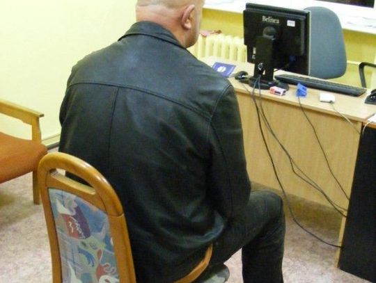 Gang wyłudzaczy kredytów - z fałszywkami po meble