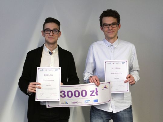 Gdańszczanie laureatami hackathonu Hack Heroes