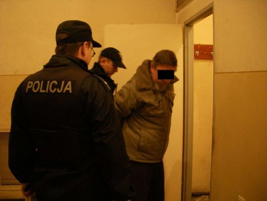 Gdy nożem kroił mięso, żona się nadziała...