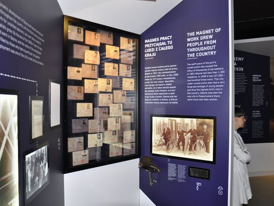 "Gdynia - dzieło otwarte": wystawa o Gdyni i losach gdynian 