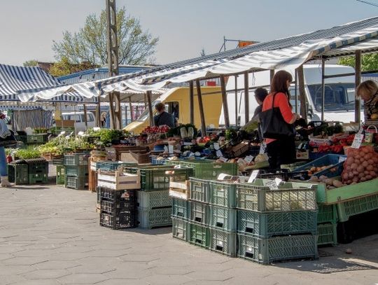 Gdzie jest miejskie targowisko?
