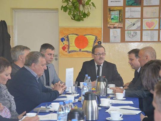 Gmina przejmie szkołę? Jaka przyszłość czeka placówkę?