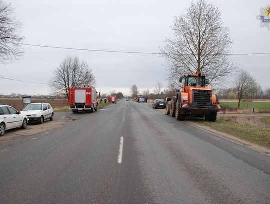 Golfem podczas wyprzedzania w ładowarkę