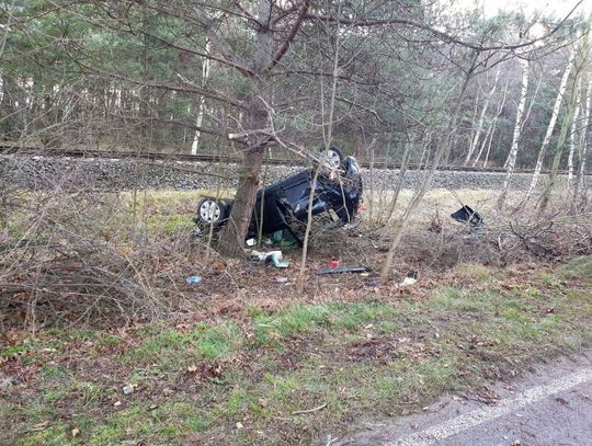 Groźnie wyglądająca kolizja. Policjanci apelują o ostrożność!