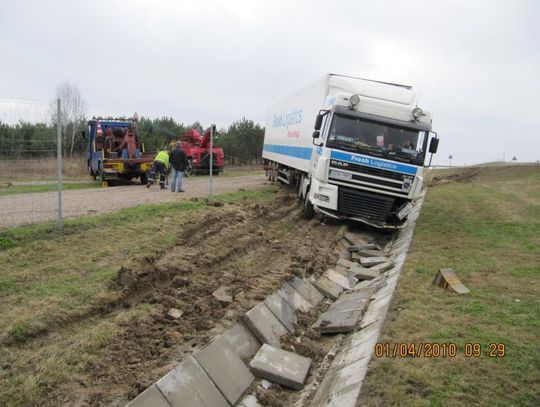 Groźniej na A-1: więcej wypadków i ofiar. Nadmierna prędkość, brawura i nieuwaga zbierają śmiertelne żniwo