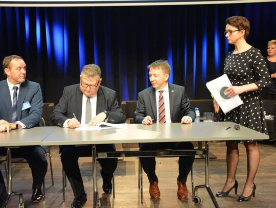 Gruba kasa na inwestycje.