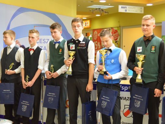 Gwiazdy juniorskiego bilarda zagrały w Tczewie!
