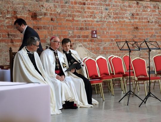 Historyczna msza i koncert na finał