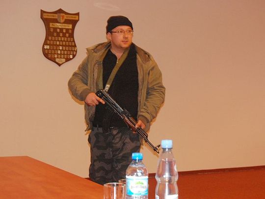 Huk i zamieszanie - terrorysta na sesji powiatowej!