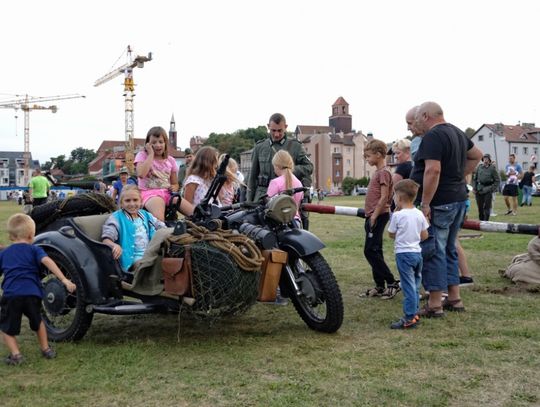 Inscenizacja historyczna na Pikniku Historyczno-Militarnym
