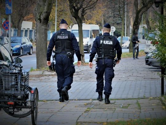 Intensywne kontrole przestrzegania przepisów antycovidowych. Interwencje wobec kilkudziesięciu osób policji z Tczewa, Gdańska i sanepidu