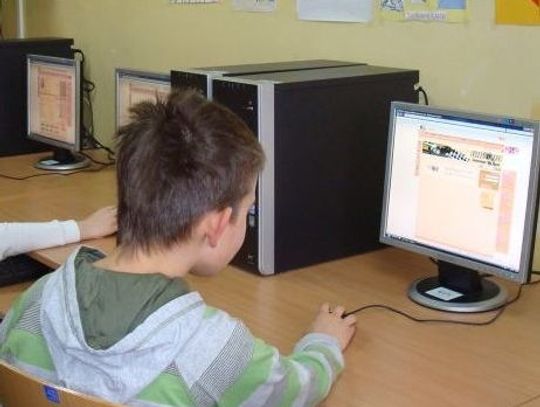 Internet pod strzechy. 52,50 km sieci Internetu szerokopasmowego