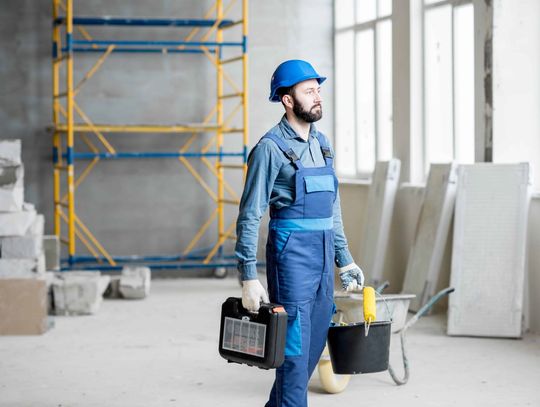 Jak wybrać odpowiednie sandały robocze?