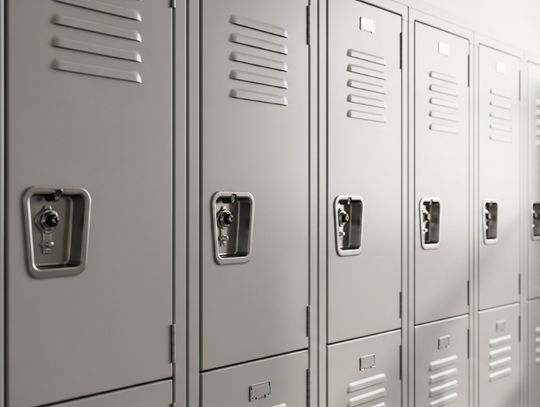 Jak wybrać szafki szkolne odporne na intensywne użytkowanie?