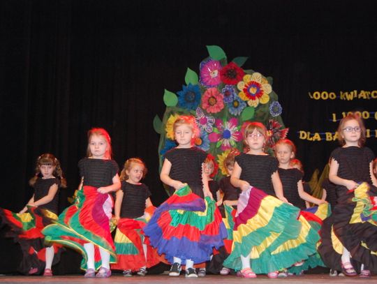 &quot;Jarzębinowo&quot; w CKiS! Tysiąc uśmiechów dla dziadków!