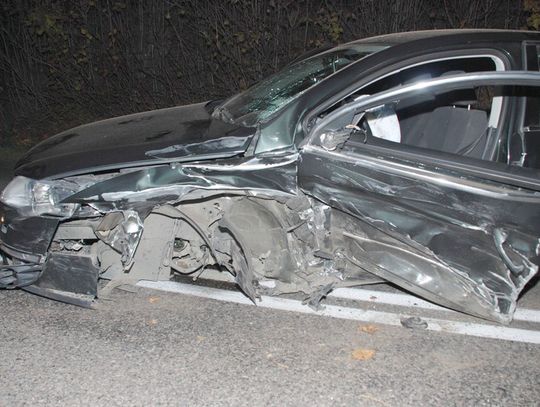 Jazda na "trzeciego", 6 osób rannych, trzy auta w rozsypce,