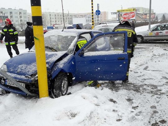 Jedna osoba zabrana do szpitala po wypadku na ulicy Żwirki