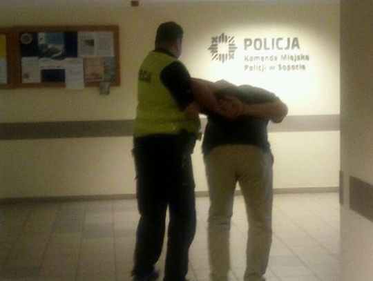 Jeździł spokojnie autem z żoną i dziećmi pomimo zakazu za spowodowanie śmiertelnego wypadku.