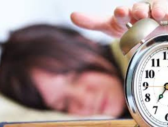 Jutro śpimy o godzinę dłużej 