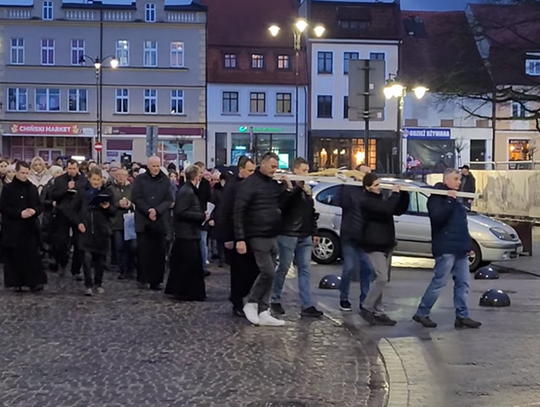 Już w piątek ulicami miasta przejdzie droga krzyżowa