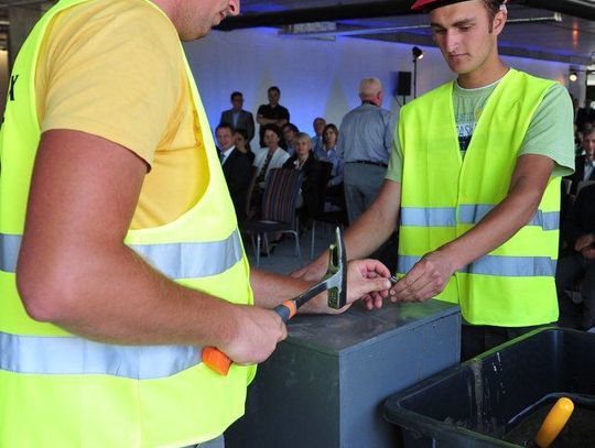 Kamień węgielny pod Olivia Four