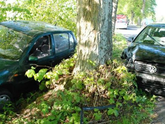 Karambol volkswagenów w Kołczygłowach. Dwie osoby ranne w wypadku 