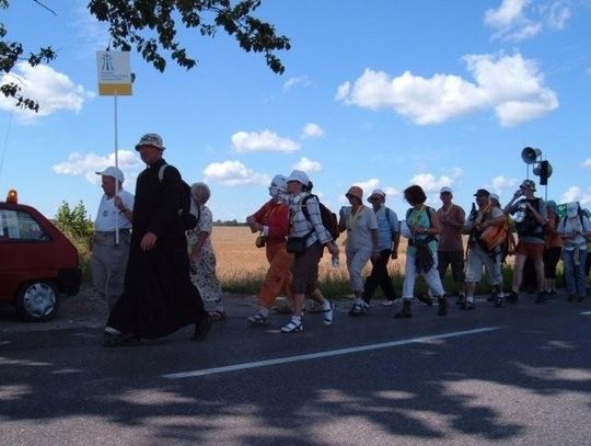 Kaszubi w drodze. Wyruszyła najdłuższa pielgrzymka - z Helu na Jasną Górę