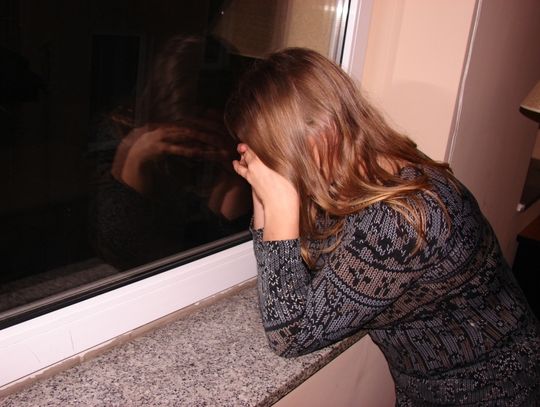 Każą pracować ponad normę i... jeść pomarańcze?