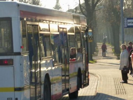 &quot;Kierowca wyrzucił mnie z autobusu&quot;. Czy miał prawo?