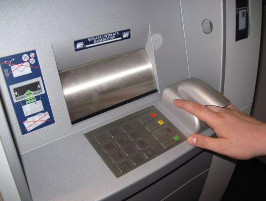 Klienci oburzeni. Kilkadziesiąt minut w kolejce do kasy