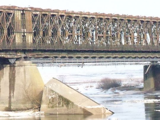 Kluczowe dni dla mostu. Marszałek nie ma w budżecie środków na remont. Co zrobi starostwo?