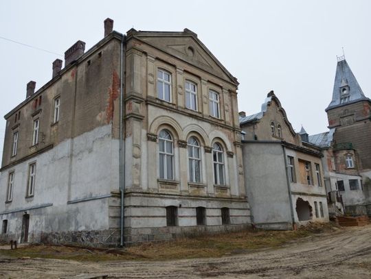 Kociewska w Sucuminie: Centrum w pałacu, podejrzany fotoradar i cegielnia 