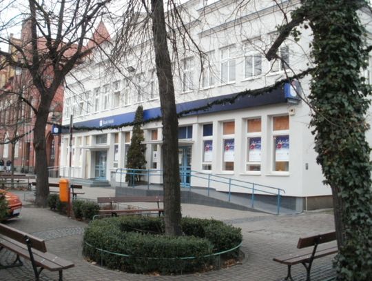 Kolejkę masz „jak w banku”. 2 godz. po wypłatę