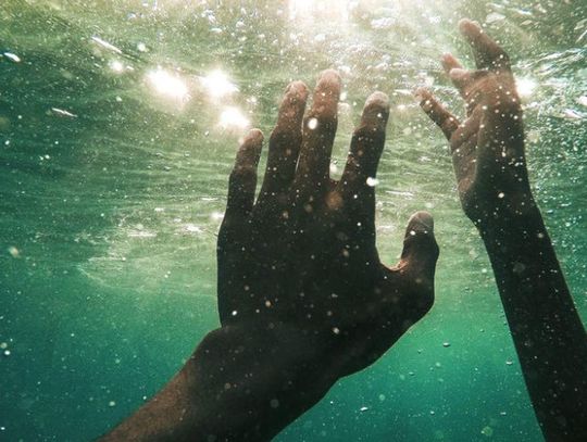 Kolejna tragedia nad wodą. Nie udało się uratować życia 51-letniego mężczyzny