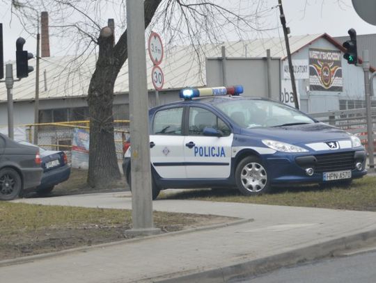 Kolizja na skrzyżowaniu Al. Solidarności z Malinowską