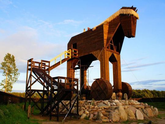 Koń Trojański, VW Mania i kabarety w Pruszczu Gdańskim