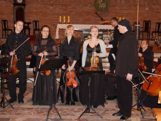 Koncert charytatywny - mieszkańcy wsparli tczewskie hospicjum kwotą 1410,70 zł