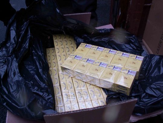 Kontrabanda. CBŚ i Izba Celna w portowej akcji. 4 mln papierosów w kontenerze