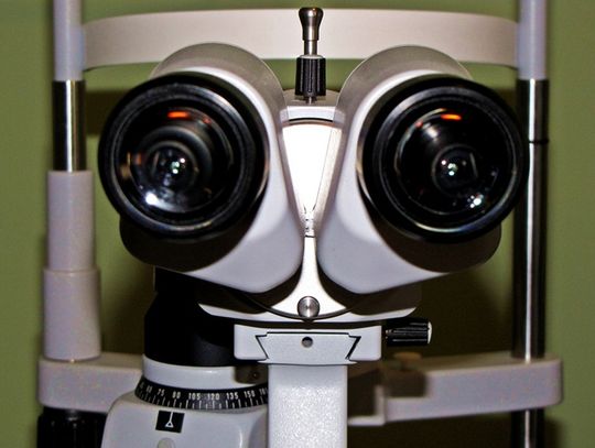 Kontrowersyjne „bezpłatne” badania wzroku